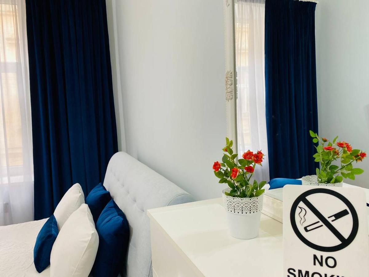 Centr Opera House 2 Rooms 利沃夫 外观 照片
