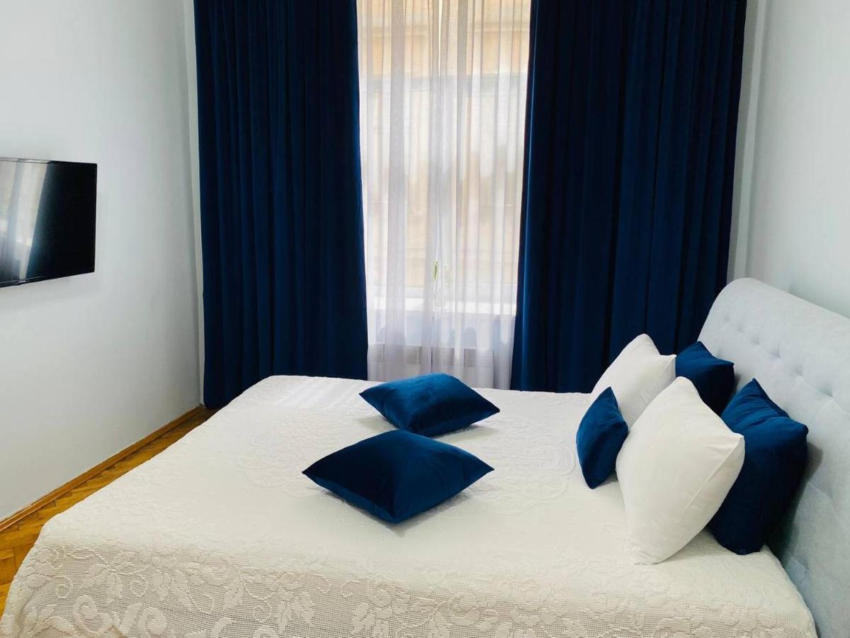 Centr Opera House 2 Rooms 利沃夫 外观 照片