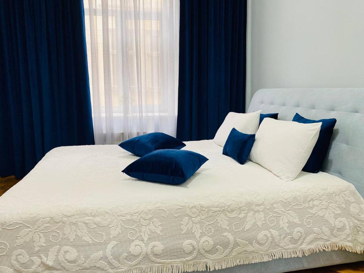 Centr Opera House 2 Rooms 利沃夫 外观 照片