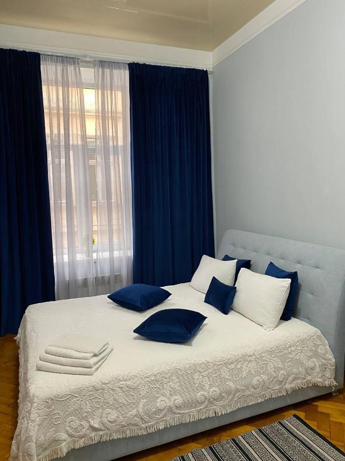 Centr Opera House 2 Rooms 利沃夫 外观 照片